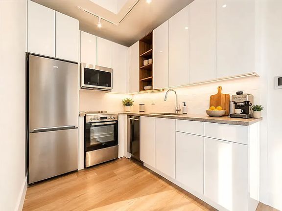 5th image of 1457 Flatbush Ave #Penthouse 58