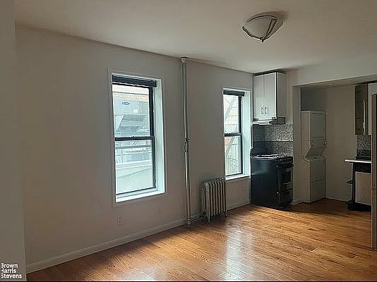 3rd image of 195 Prospect Park W APT 2D