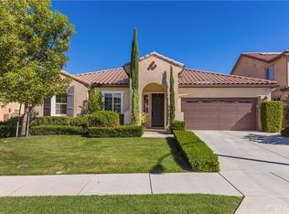 7622 Summer Day Dr, Corona, CA 92883