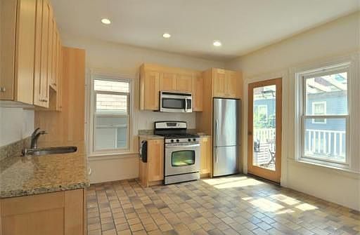 2nd image of 42 Union St #2