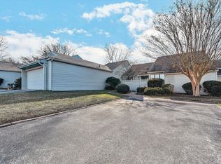 2537 S Clearing Rd, Salem, VA 24153