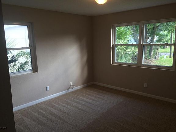 5th image of 4230 Driscoll St