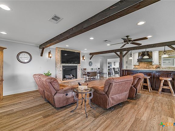 5th image of 8359 Lower Mission Valley Rd