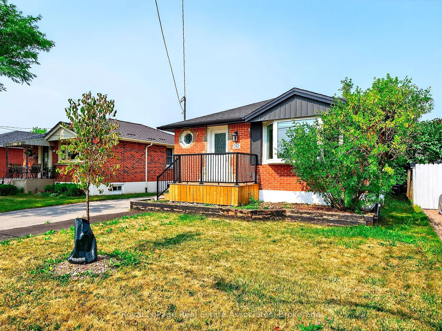 3 bed, $2,300 — Photo 3