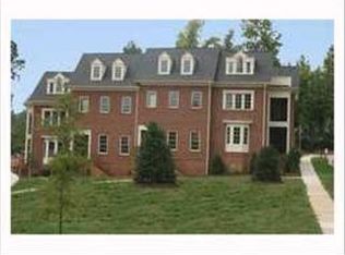 200 Sharp, Chapel Hill, NC 27516