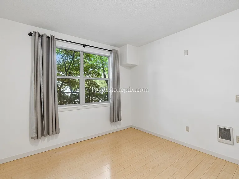 400 NE 100th Ave #109 — Photo 18