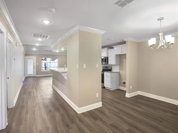 1617 Big Bend Dr, Longview, TX 75605