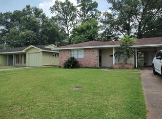 5455 Bettes Ln, Beaumont, TX 77708