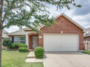 12733 Cedar Hollow Dr, Fort Worth, TX 76244