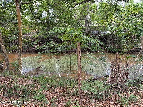 4th image of 8105 COLEE COVE Road
