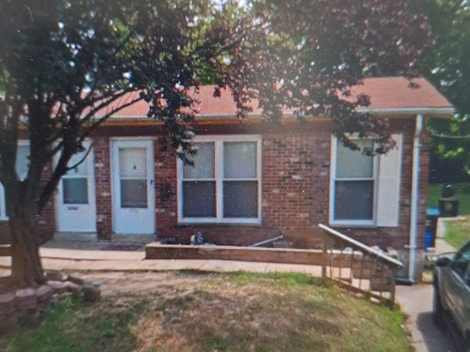 2 bed, 850 sqft, $1,100 — Photo 1