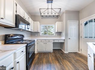 676 Gateway Dr SE UNIT 809, Leesburg, VA 20175
