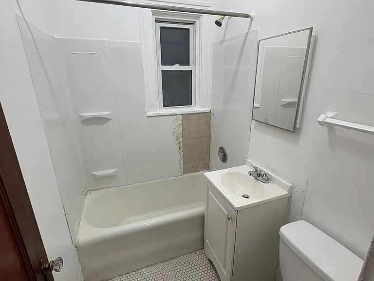 401 Ridgeway Ave — Photo 5