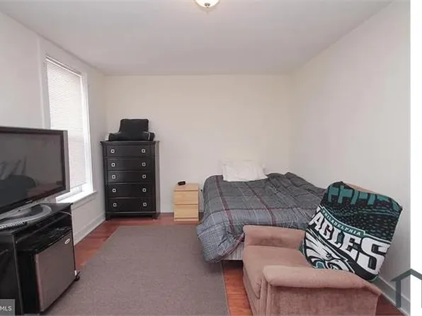 1615 N Bouvier St, Philadelphia, PA 19121