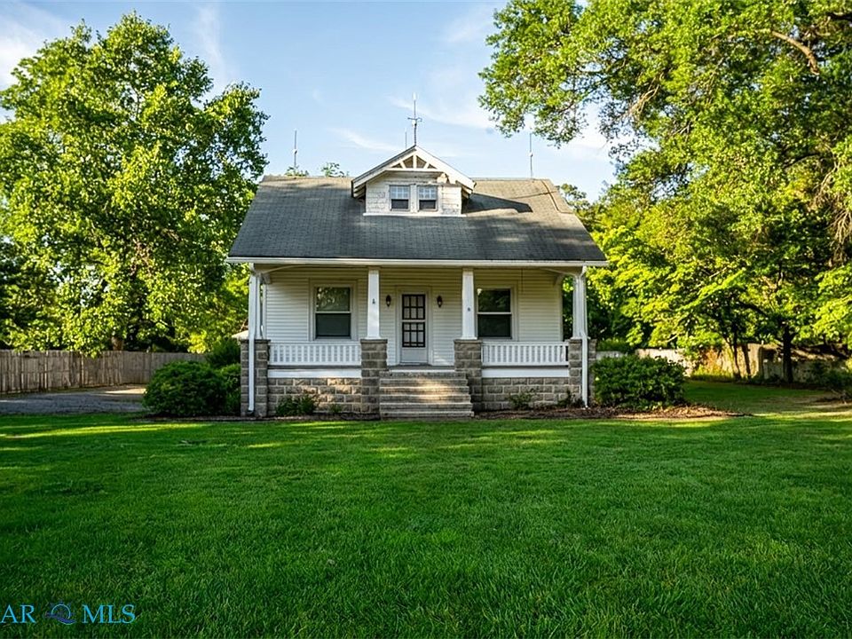 1st image of 667 Chesapeake Dr