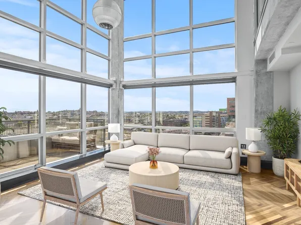 25 Channel Center St #Penthouse 108, Boston, MA 02210