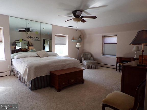 4th image of 1217 Belfield Ave