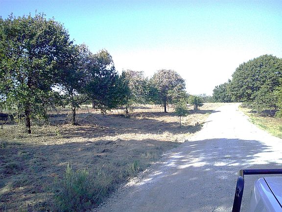 2nd image of 72 Ac Cres #3677