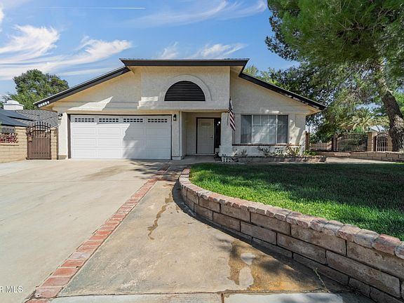 3rd image of 36664 Spanish Broom Dr