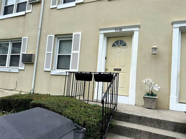 71-32 Little Neck Park #148 B, Floral Park, NY 11004
