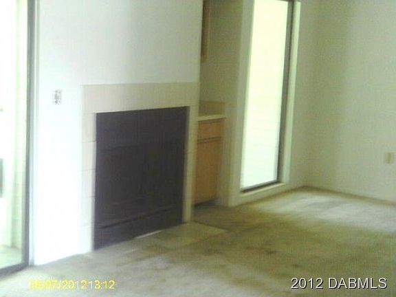 3rd image of 556 Breckenridge Vlg