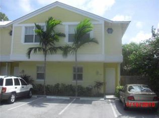832 NE 14th Pl, Fort Lauderdale, FL 33304