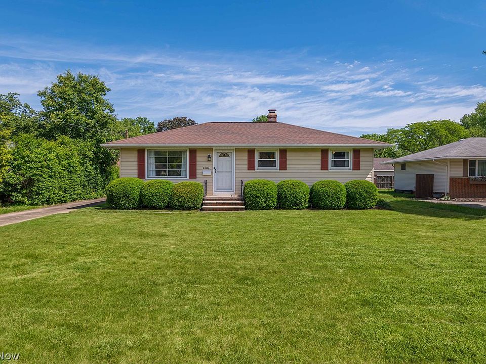 1st image of 24196 Rosita Ln