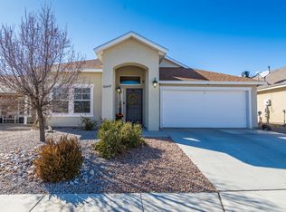 10447 Calle Acanta NW, Albuquerque, NM 87114