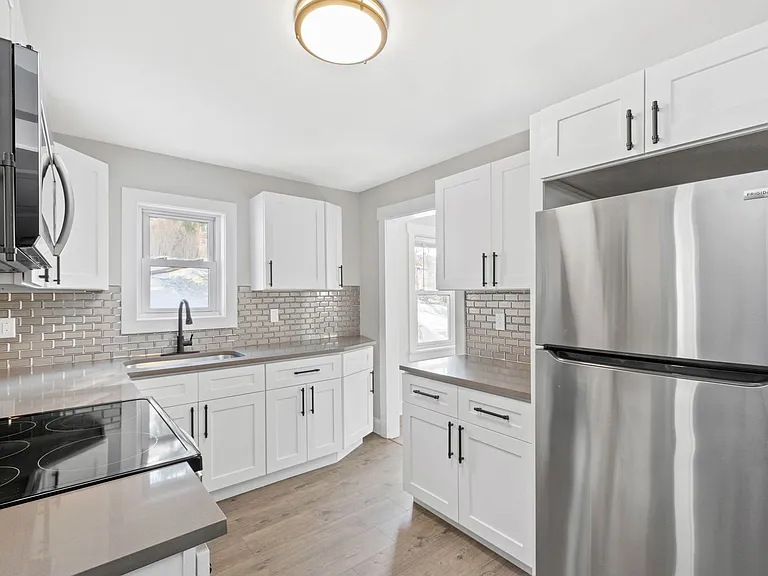 3001 Home Ave — Photo 13