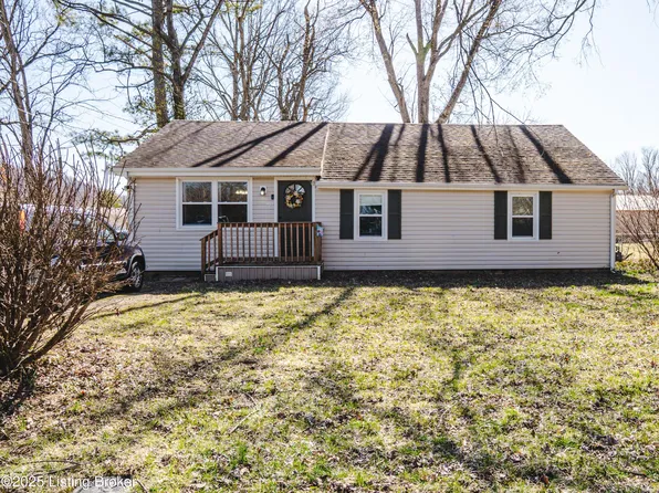 13705 S Blakely Ln, Louisville, KY 40272