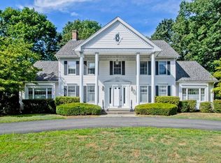 130 Bridle Path Rd, Chicopee, MA 01013