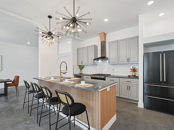 2nd image of 4618 Columbia Ave #2A