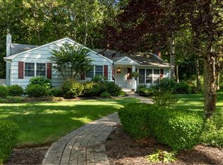 395 Jennings Rd, Southold, NY 11971