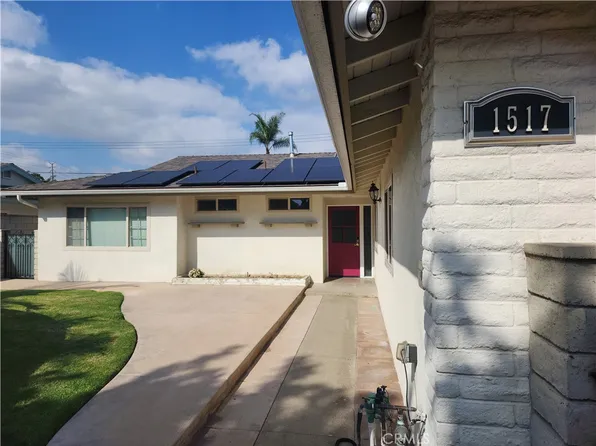 1517 Portola Ave, Santa Ana, CA 92705