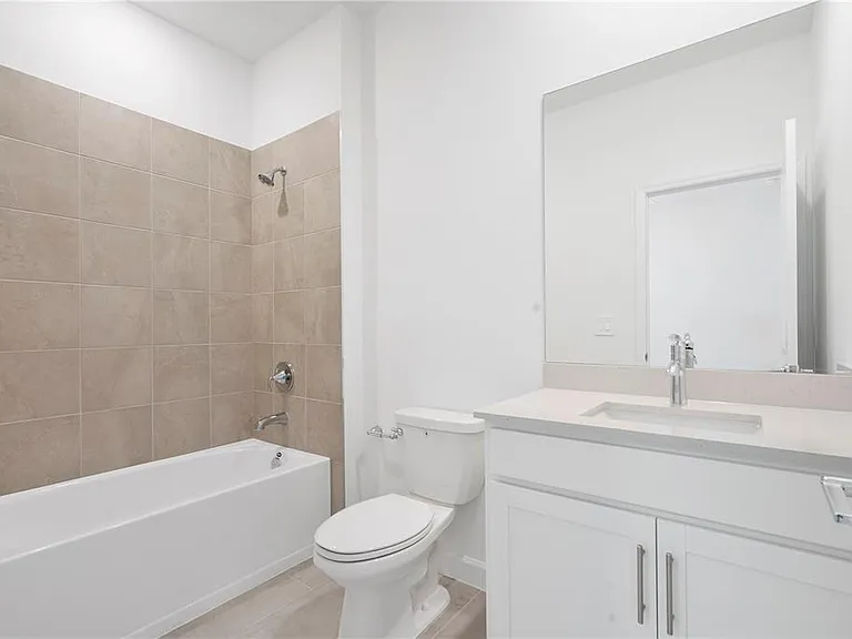14735 Bluewater Rd — Photo 11