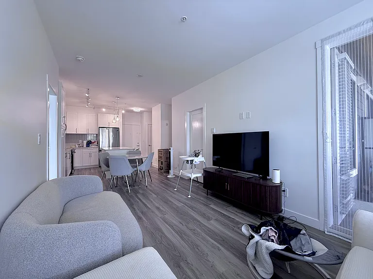 20356 72b Ave #314 — Photo 6