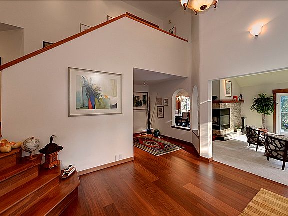2nd image of 7988 NE Leslie Ln