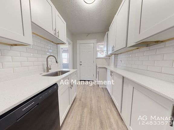 2nd image of 26B Lincoln Ave