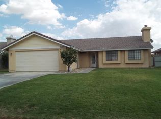 26653 Cumberland Ln, Helendale, CA 92342
