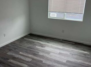 1211 E 71st St #1213-B, Los Angeles, CA 90001
