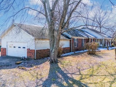 675 S Main St, Morgantown, KY, 42261