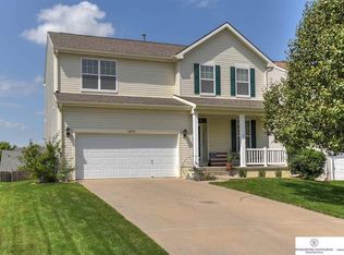 14878 Eagle St, Bennington, NE 68007