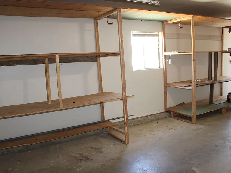 608 Union St — Photo 30