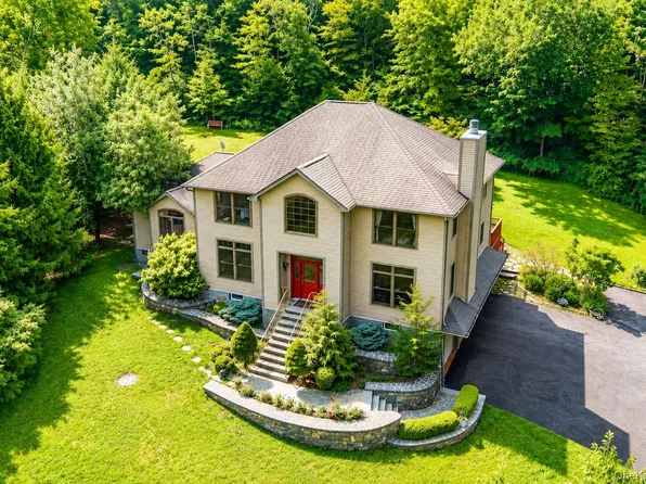 141 Old Tuxedo Road, Monroe, NY 10950