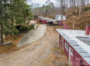 175 & 179 River Ln, Canton, NC 28716