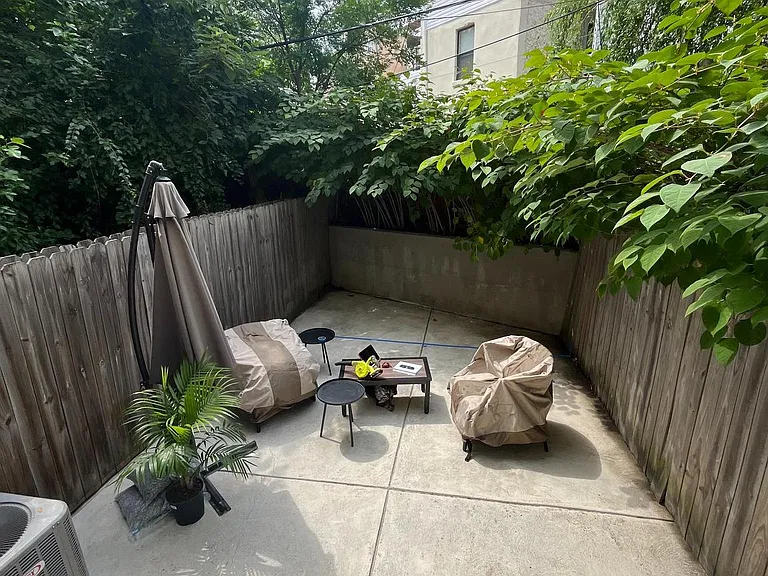 1824 Poplar St #1 — Photo 14