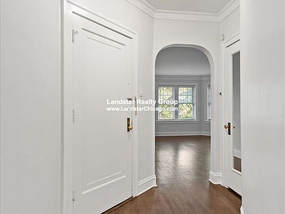 3rd image of 5430 N Campbell Ave APT 3