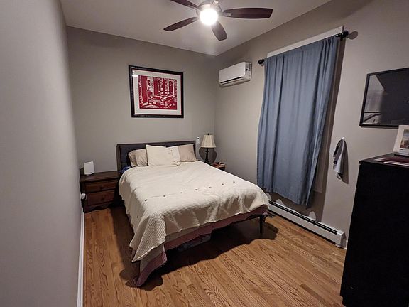 5th image of 2625 W Leland Ave #1