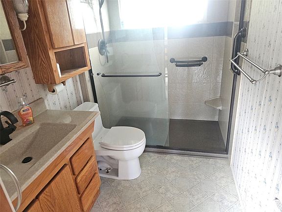 4th image of 6635 S Wapato Street