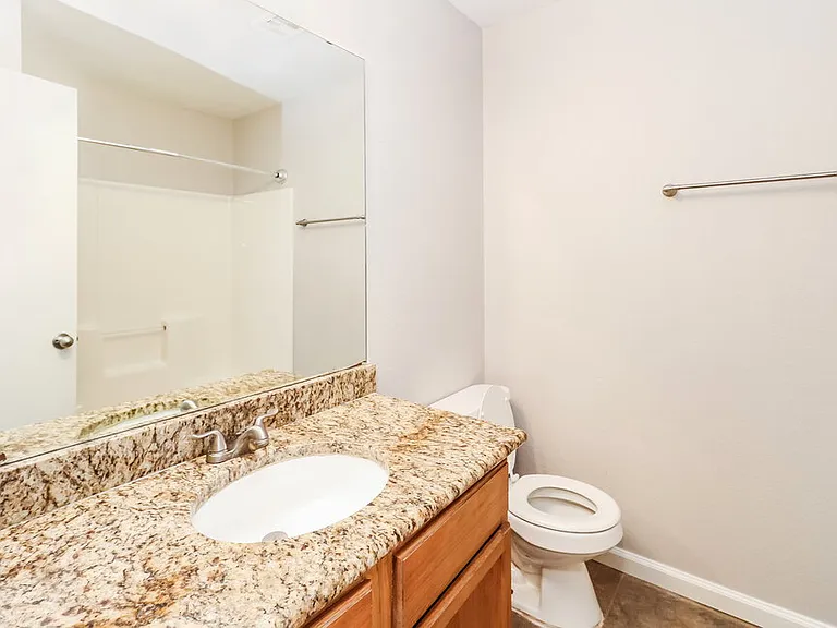 1101 Edinburg Dr — Photo 14